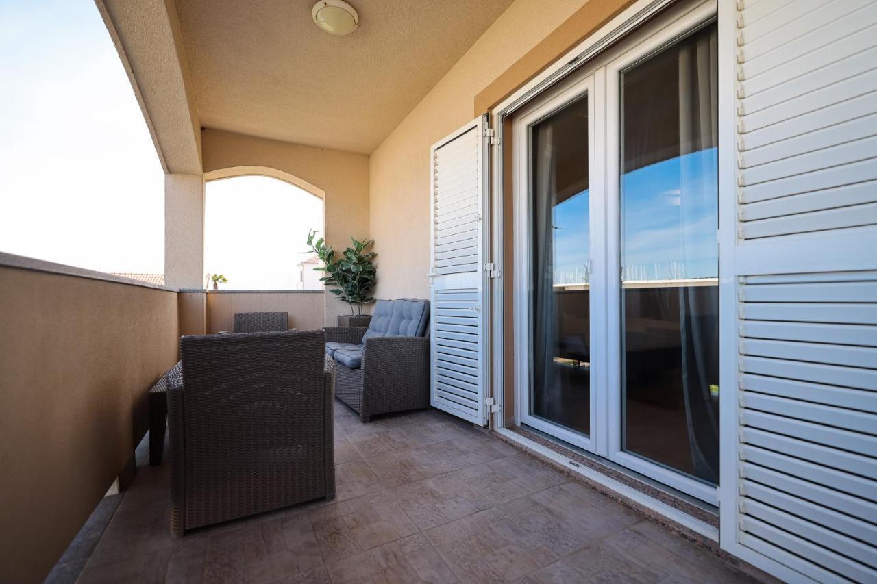 Apartments Skara Bibinje Ngoại thất bức ảnh