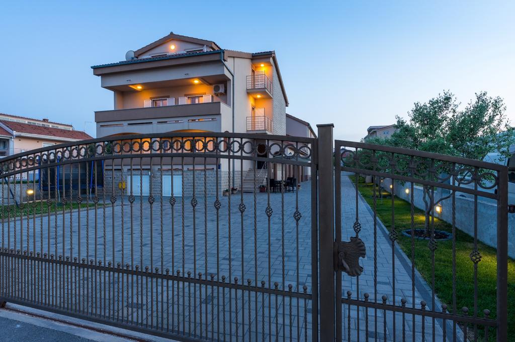 Apartments Skara Bibinje Phòng bức ảnh